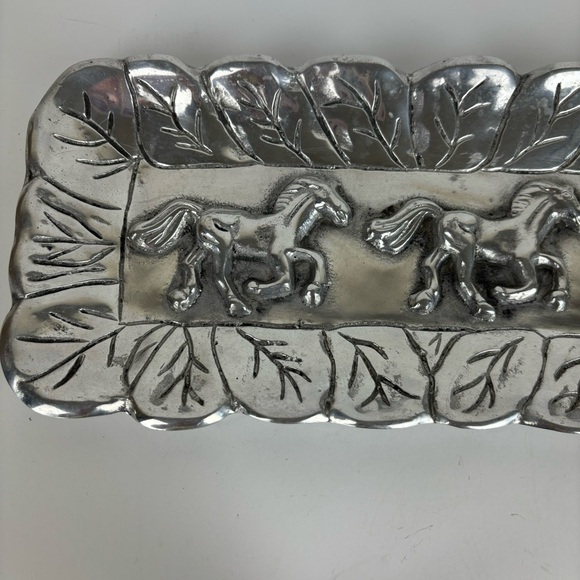 Metal Silver Tone Oblong Horse/Equestrian Tray - Picture 3 of 10